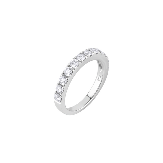 Round Band with Micropave Setting